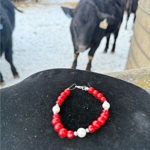 Elegant Red and White Beaded Bracelet